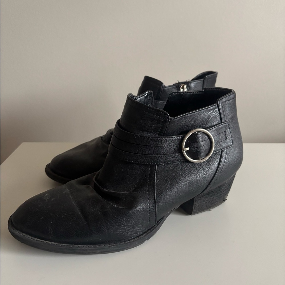 Dr. Scholl's Black Leather Ankle Boot with Silver Buckle